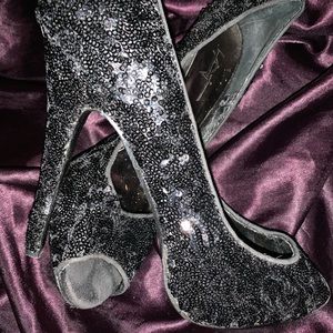 F24 Black sequin heel Size 8 OPEN TOE